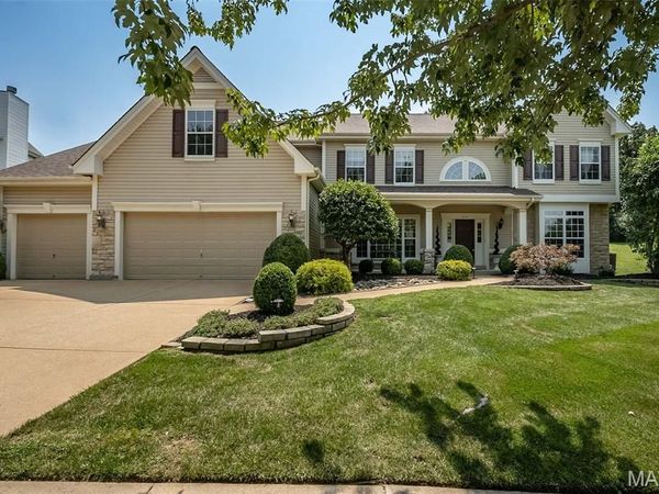 1671 Whispering Hollow Court, Wildwood, MO 63038