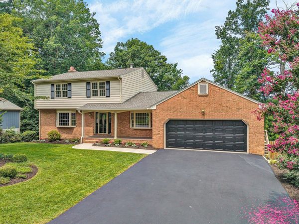 2626 Wood Warbler LN SW, Roanoke, VA 24018