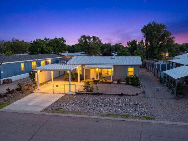 1109 Serafin Court SE, Los Lunas, NM 87031
