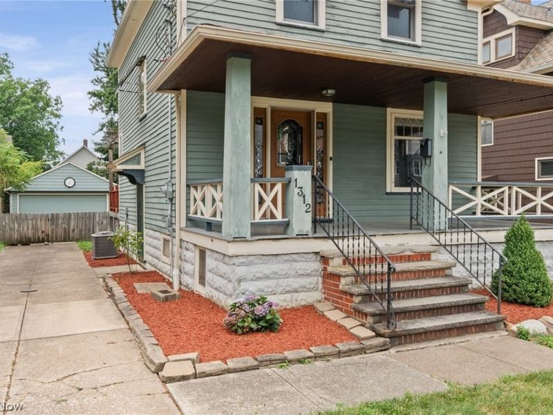1312 Saint Charles Avenue, Lakewood, OH 44107 Photo 2