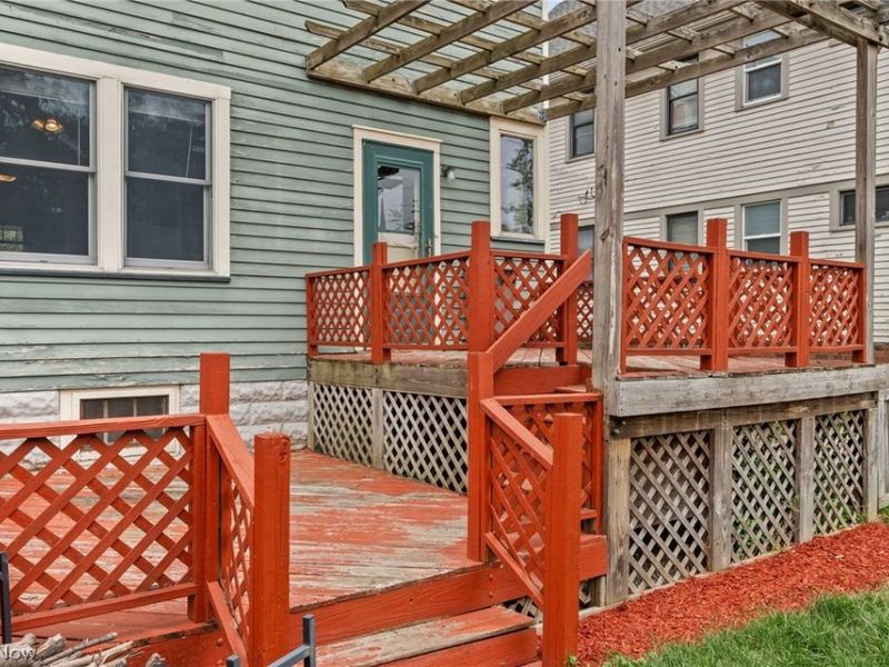 1312 Saint Charles Avenue, Lakewood, OH 44107 Photo 32