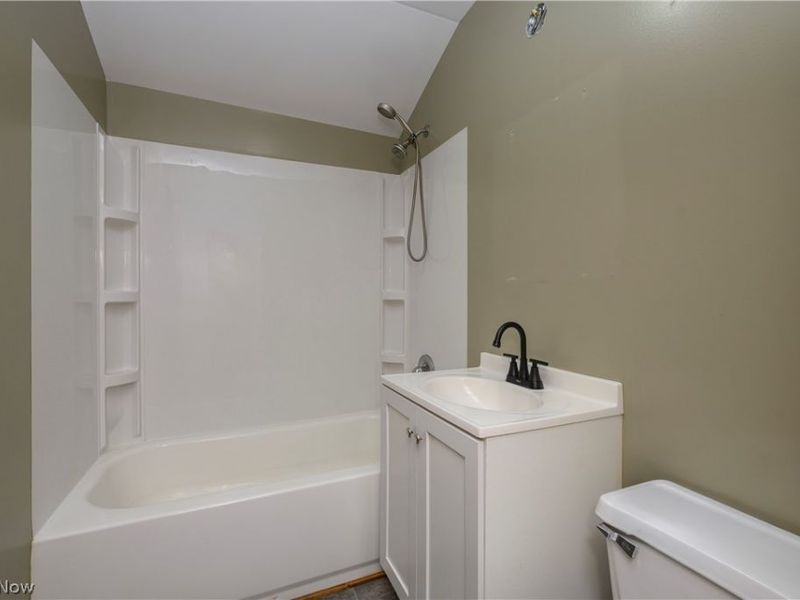 6600 Maplehurst Avenue SE, East Sparta, OH 44626 Photo 13