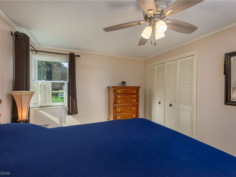 821 Harmon Street SW, North Canton, OH 44720 Photo 2
