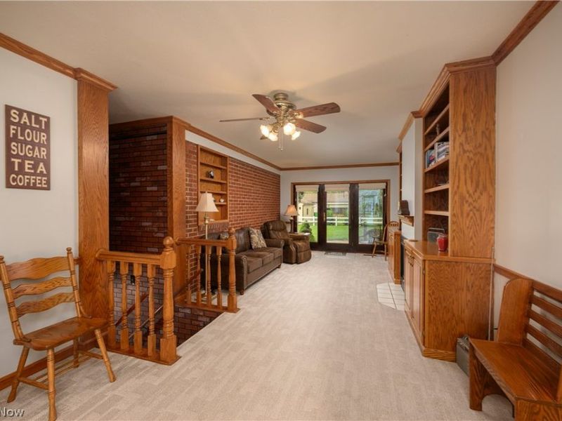 821 Harmon Street SW, North Canton, OH 44720 Photo 4