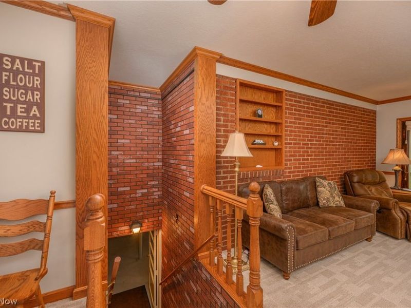 821 Harmon Street SW, North Canton, OH 44720 Photo 6