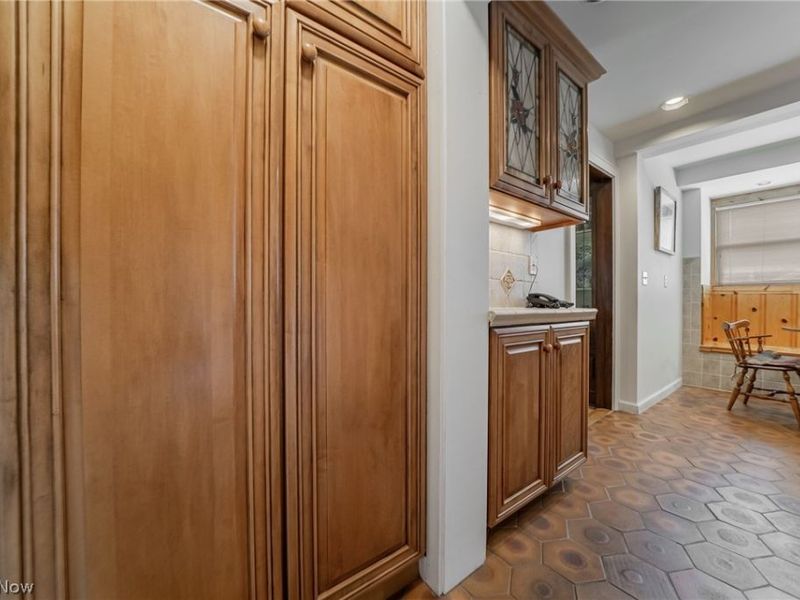 11008 Edgepark Drive, Garfield Heights, OH 44125 Photo 13