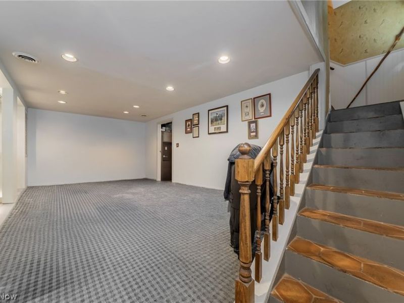 11008 Edgepark Drive, Garfield Heights, OH 44125 Photo 27