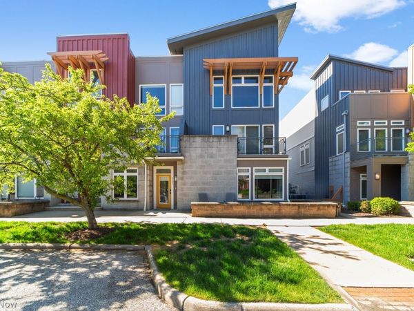 7507 Battery Park Boulevard, Cleveland, OH 44102