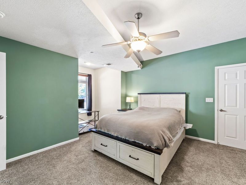 7507 Battery Park Boulevard, Cleveland, OH 44102 Photo 17