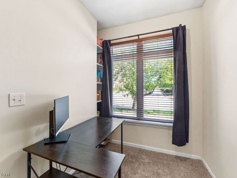 7507 Battery Park Boulevard, Cleveland, OH 44102 Photo 20