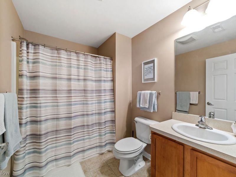 7507 Battery Park Boulevard, Cleveland, OH 44102 Photo 26