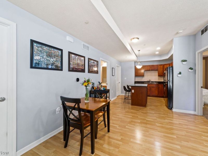 7507 Battery Park Boulevard, Cleveland, OH 44102 Photo 9