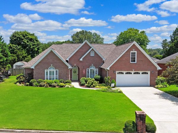 3110 Sweetbriar Road SW, Decatur, AL 35603