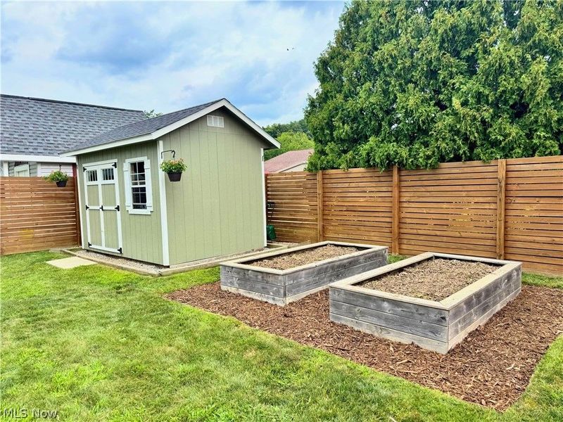 1899 Woodgate Street , Austintown, OH 44515 Photo 30
