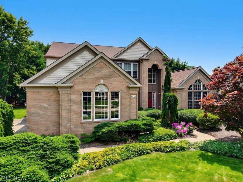 9615 Windsor Way, Twinsburg, OH 44087 Photo 1