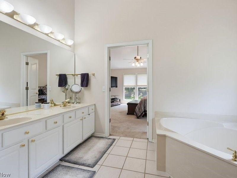 9615 Windsor Way, Twinsburg, OH 44087 Photo 33