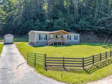 3750 Hunting Creek Road, Bays, KY 41310