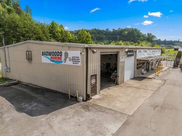 2709 Cumberland Falls Highway, Corbin, KY 40701
