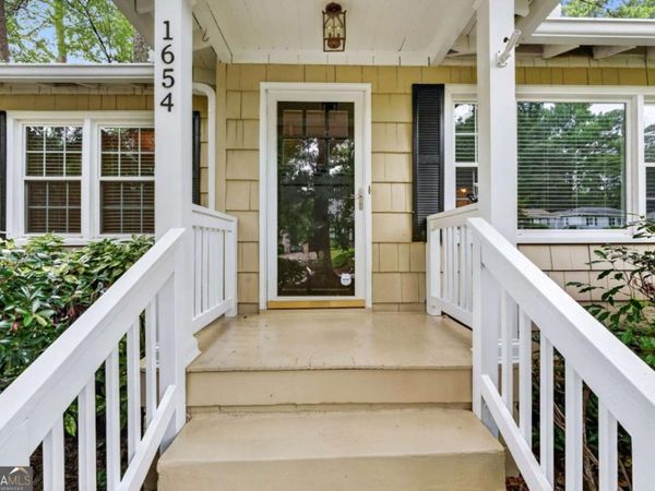 1654 Bristol Drive NE, Atlanta, GA 30329