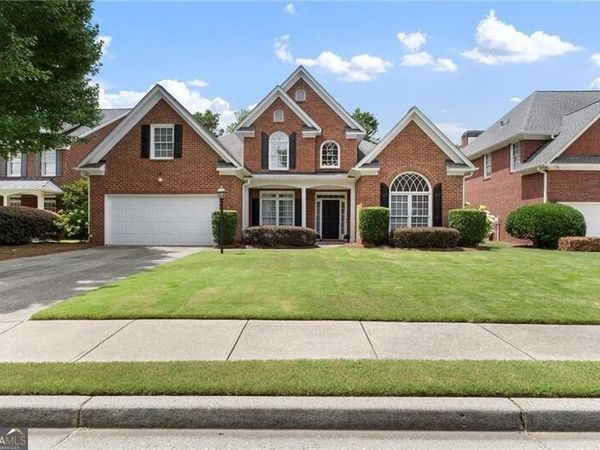 2751 Vinings Oak Drive SE, Atlanta, GA 30339