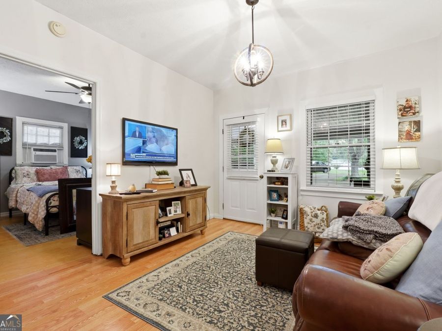 Property Image 6