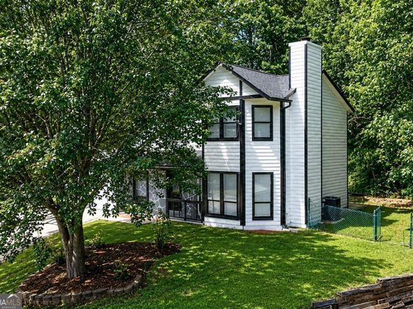 556 Sunfield Drive NW, Lilburn, GA 30047