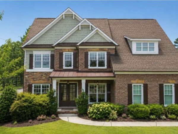 940 Lake Charles Drive, Roswell, GA 30075