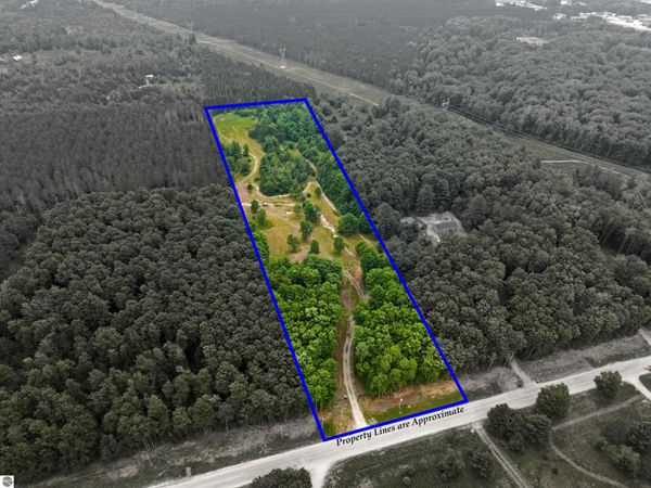 Beebe Road, NW, Kalkaska, MI 49646