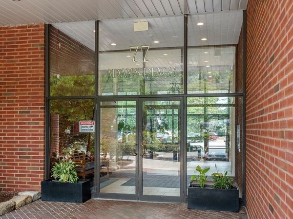 77 Adams St, Unit 1206, Quincy, MA 02169