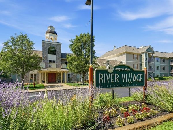 59 Walpole St, Unit 117, Canton, MA 02021