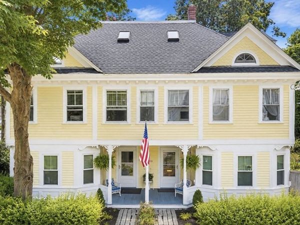 24 Desmond Ave, Unit C, Manchester, MA 01944