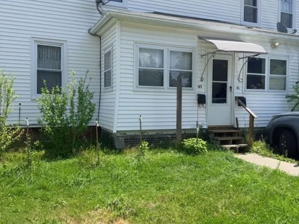 41 North St, Palmer, MA 01080