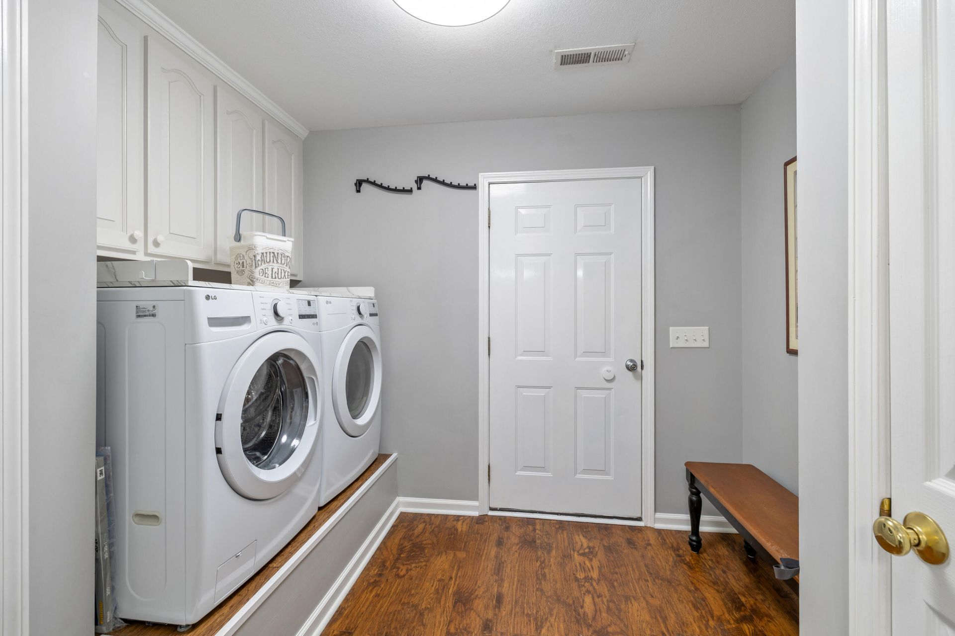 1026 Radius Street Photo 34