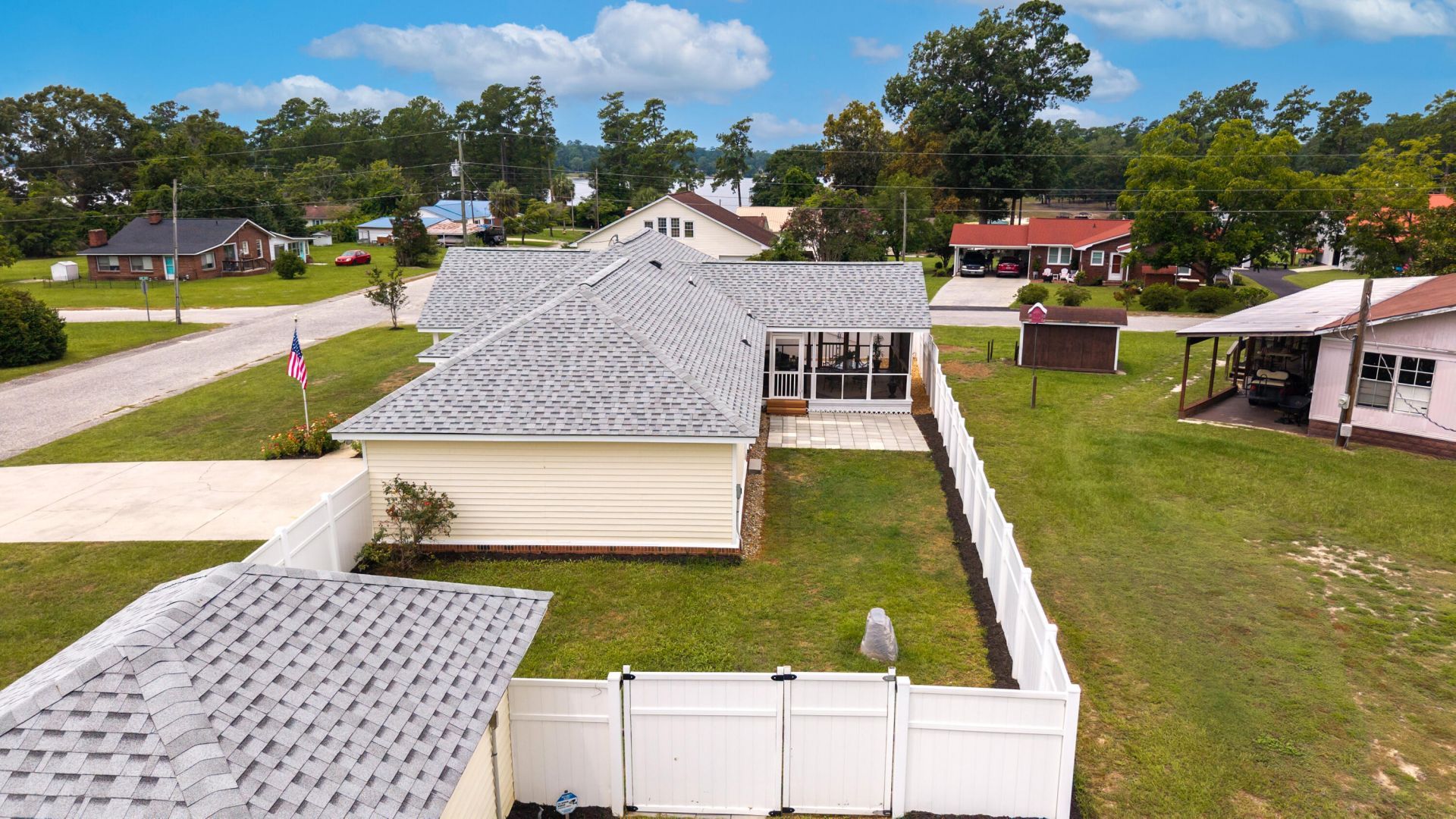 1026 Radius Street Photo 44