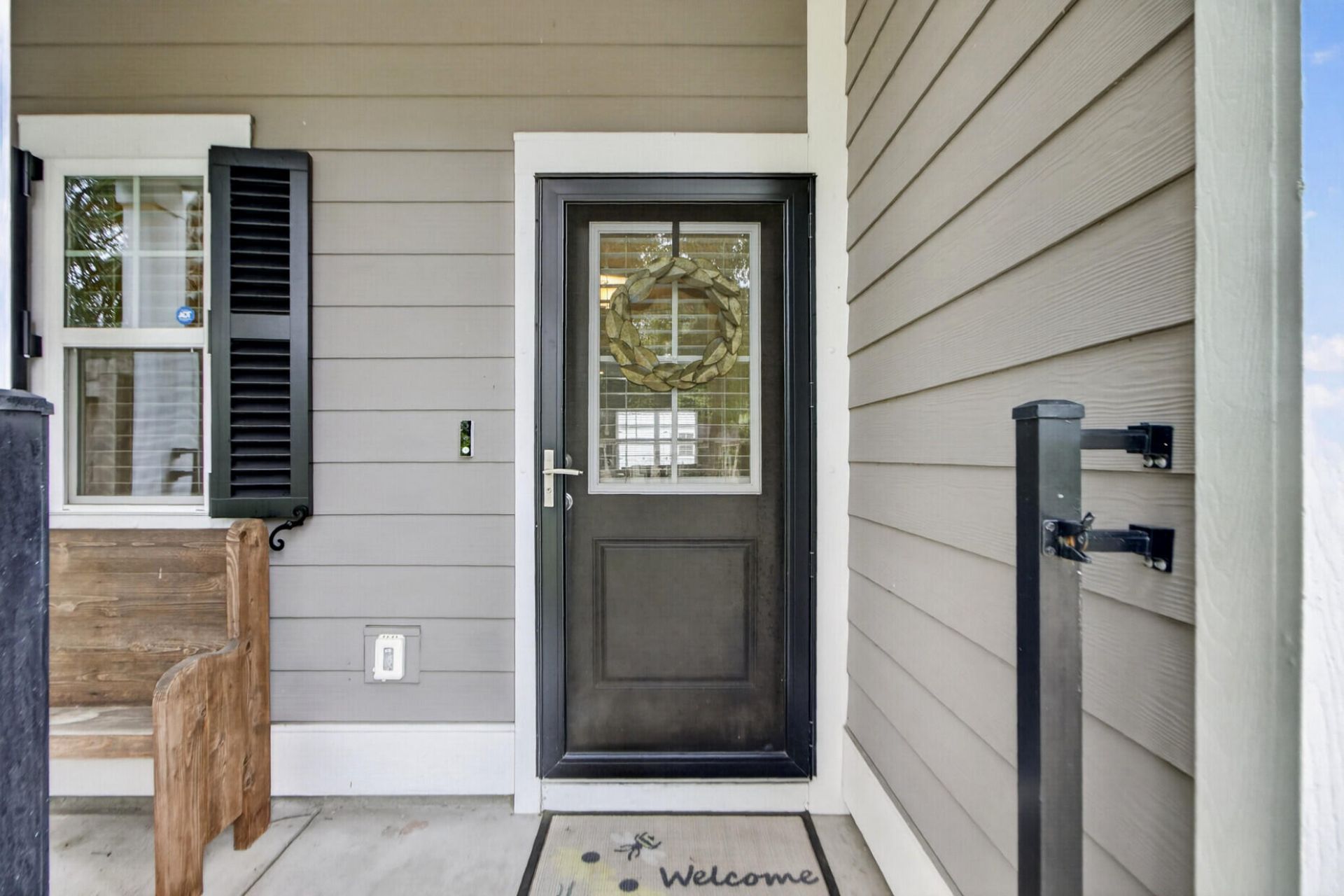5476 Thompson Street Photo 11