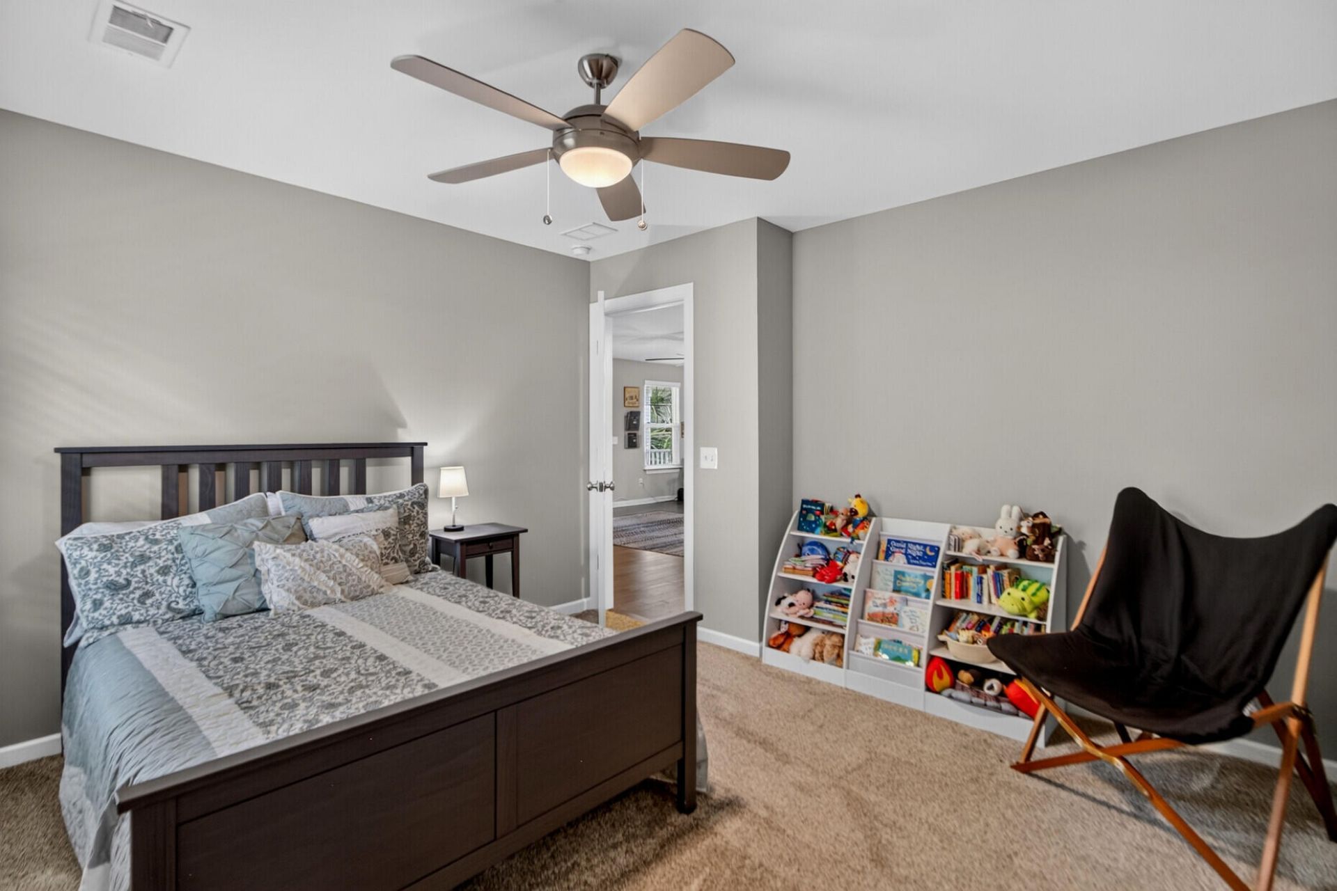 5476 Thompson Street Photo 29