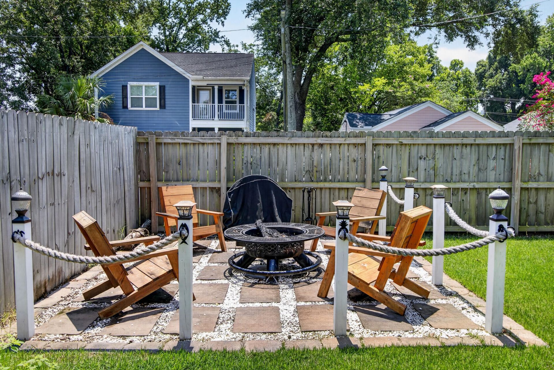 5476 Thompson Street Photo 38