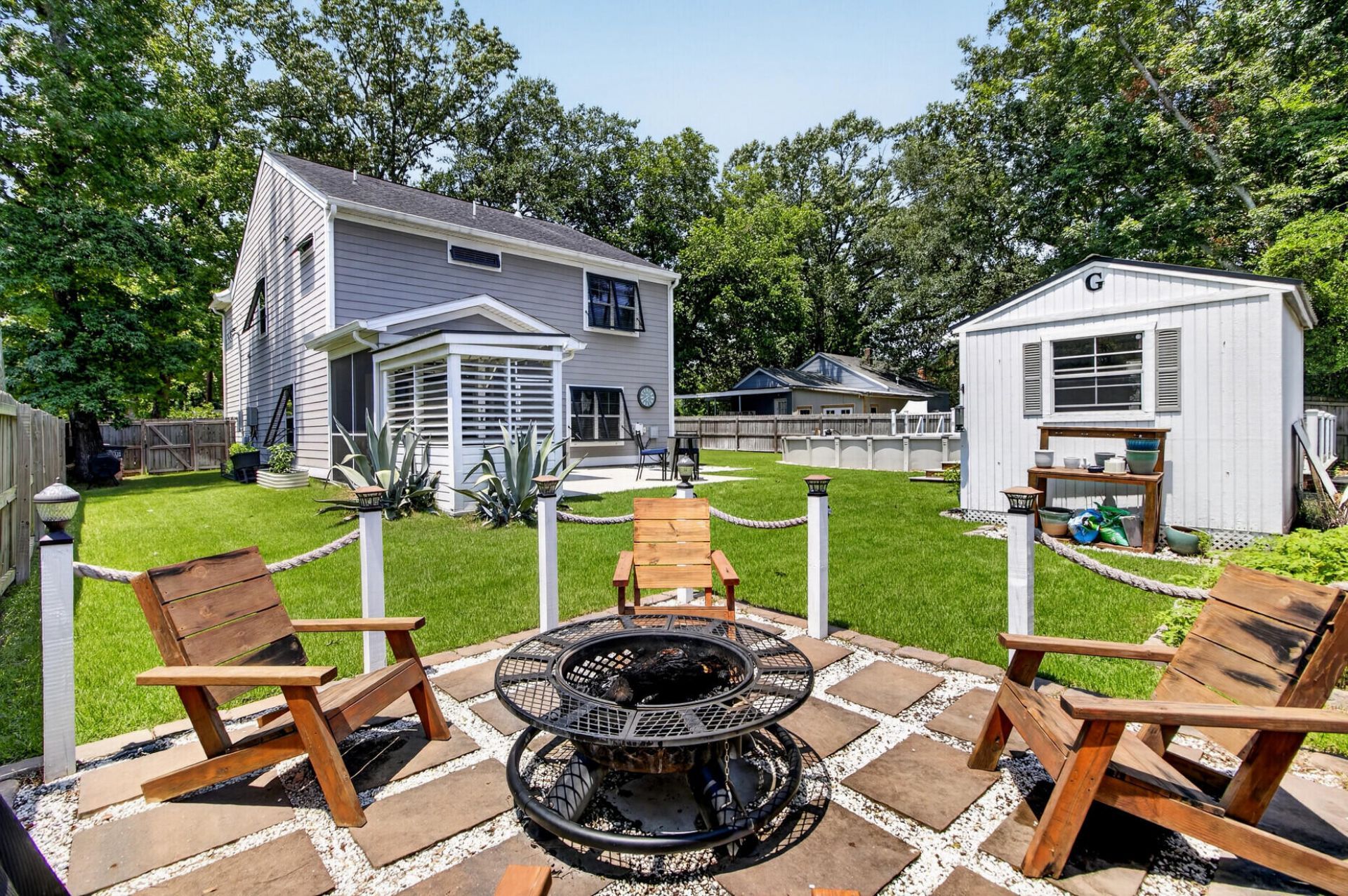 5476 Thompson Street Photo 39