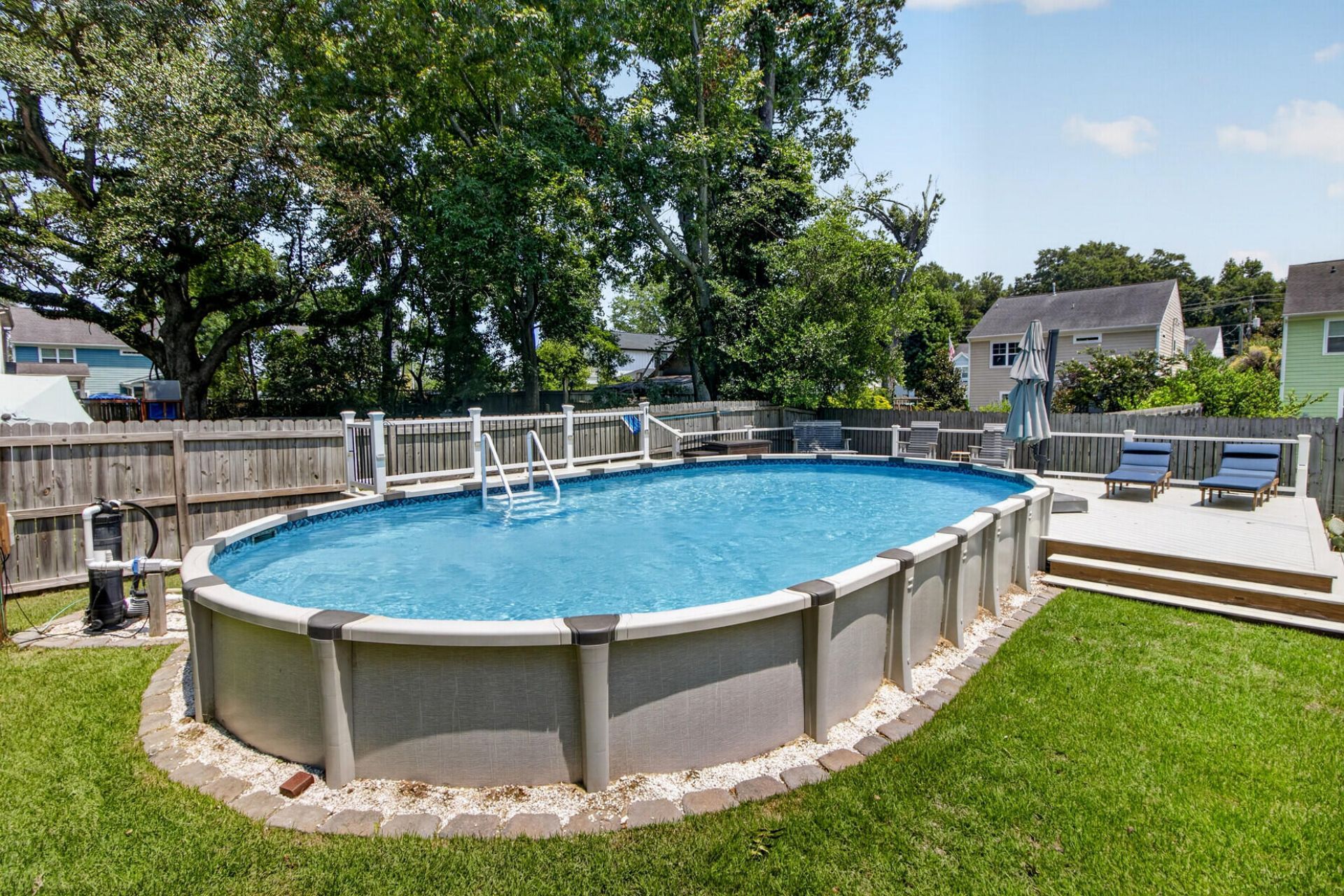 5476 Thompson Street Photo 44