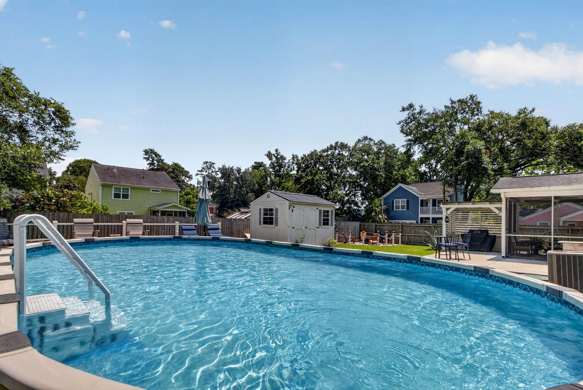 5476 Thompson Street Photo 47