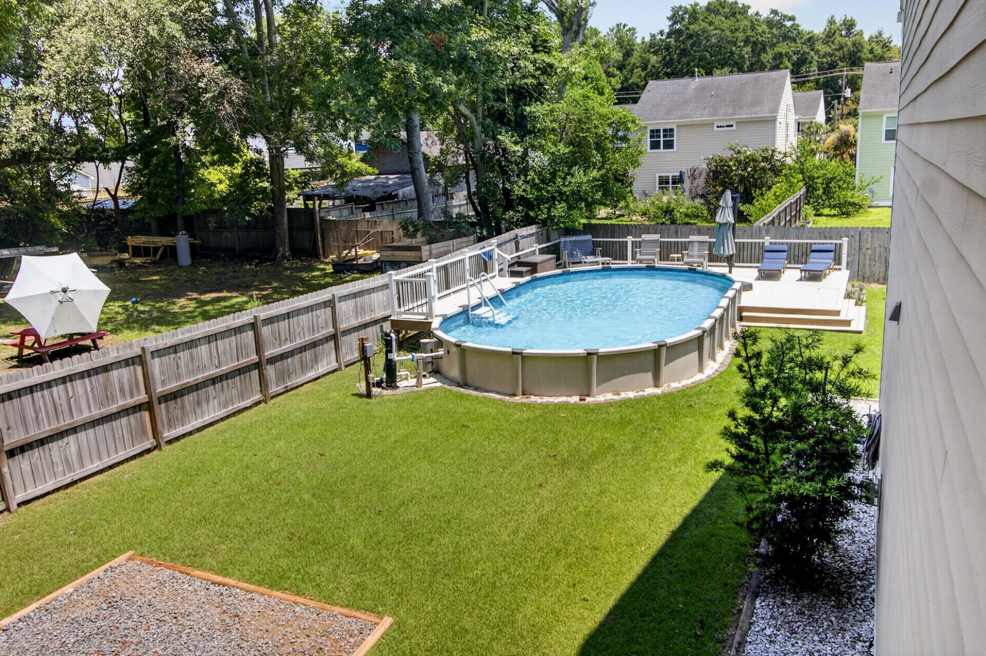 5476 Thompson Street Photo 48