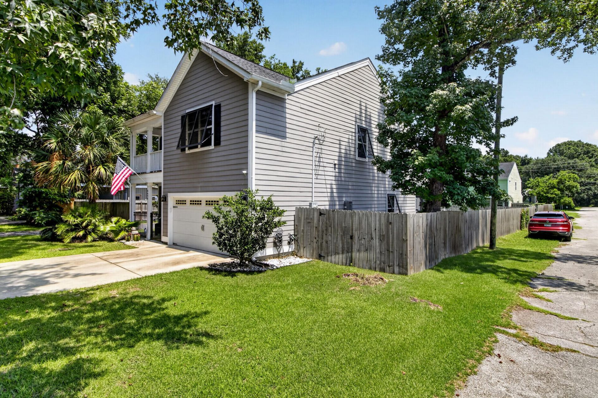 5476 Thompson Street Photo 52