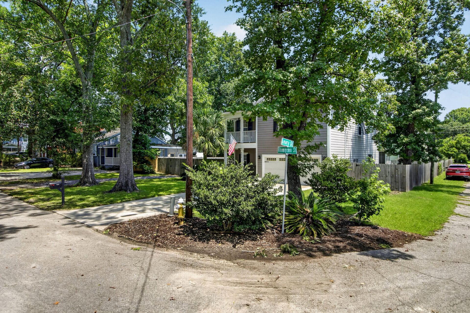 5476 Thompson Street Photo 53