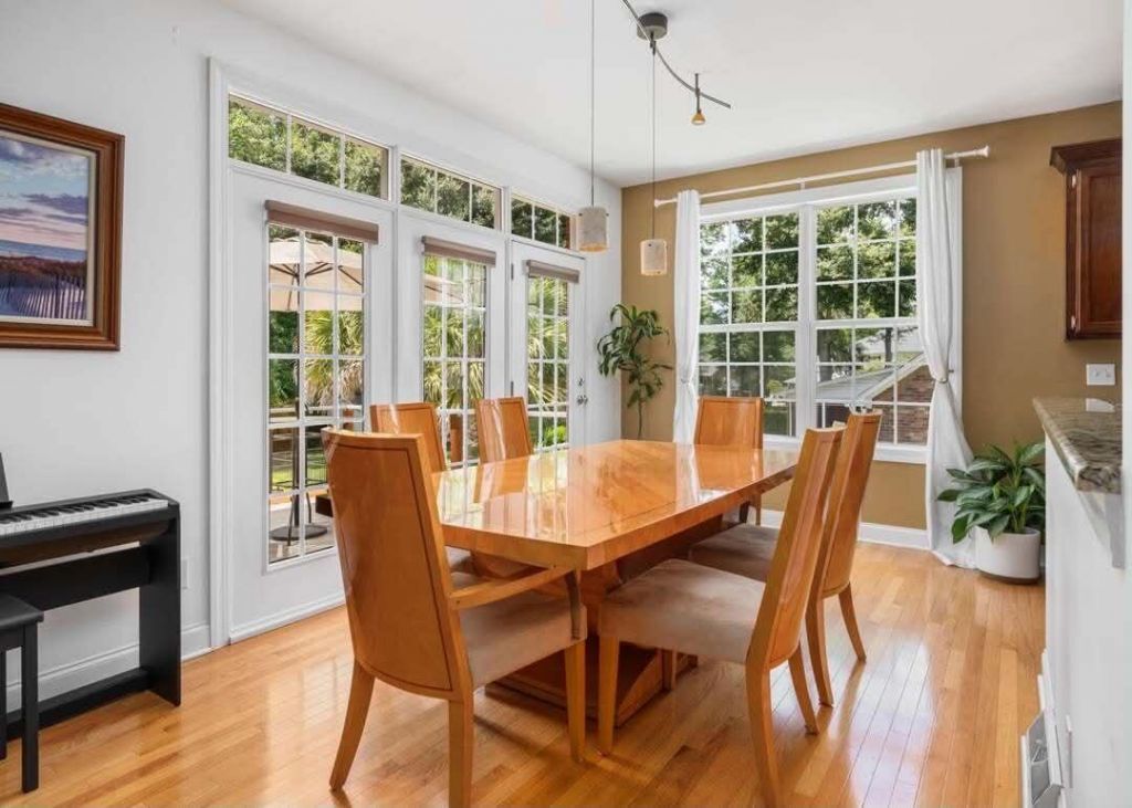8730 Alexandria Photo 20