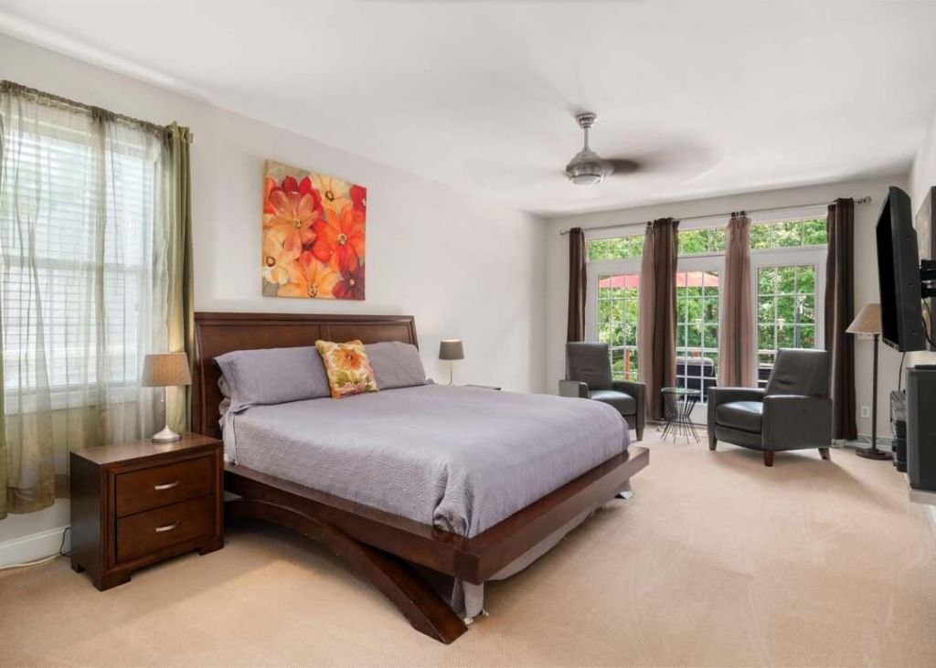 8730 Alexandria Photo 22