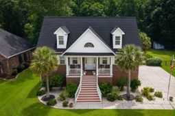 8730 Alexandria photo 4