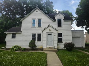 1009 11th Avenue , Clarkfield, MN 56223