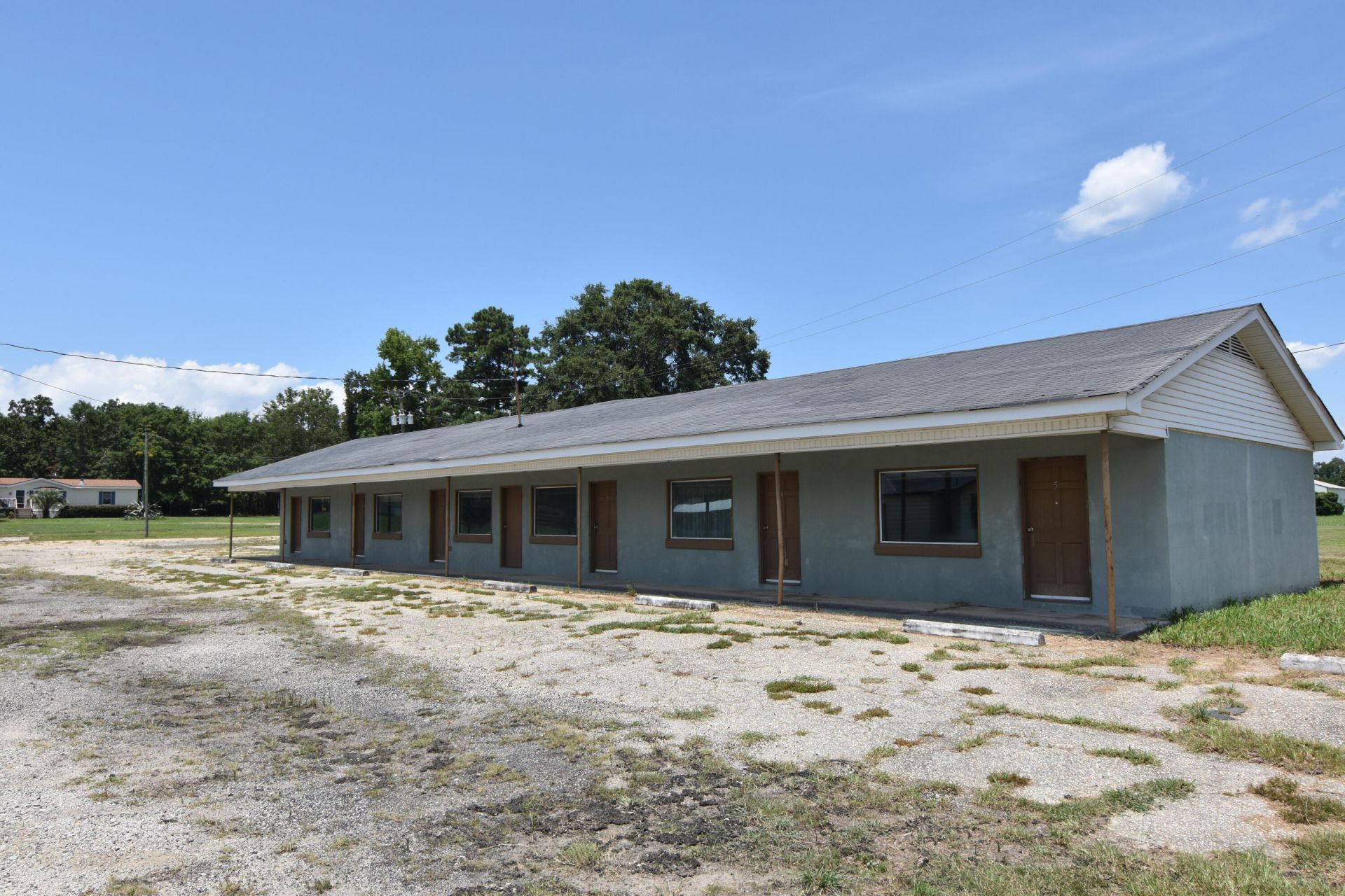 1054 Edgewater Road  Photo 15
