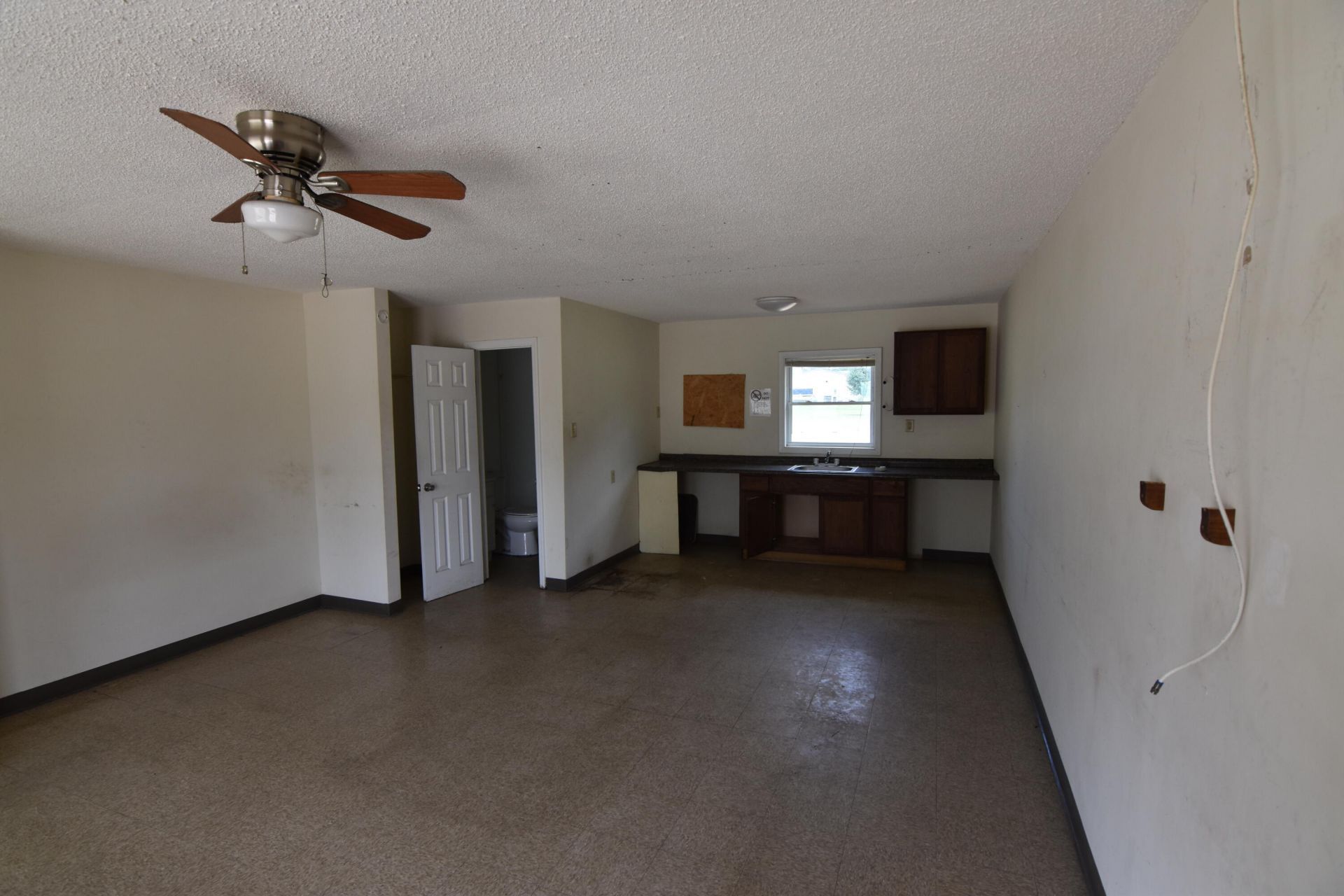 1054 Edgewater Road  Photo 25