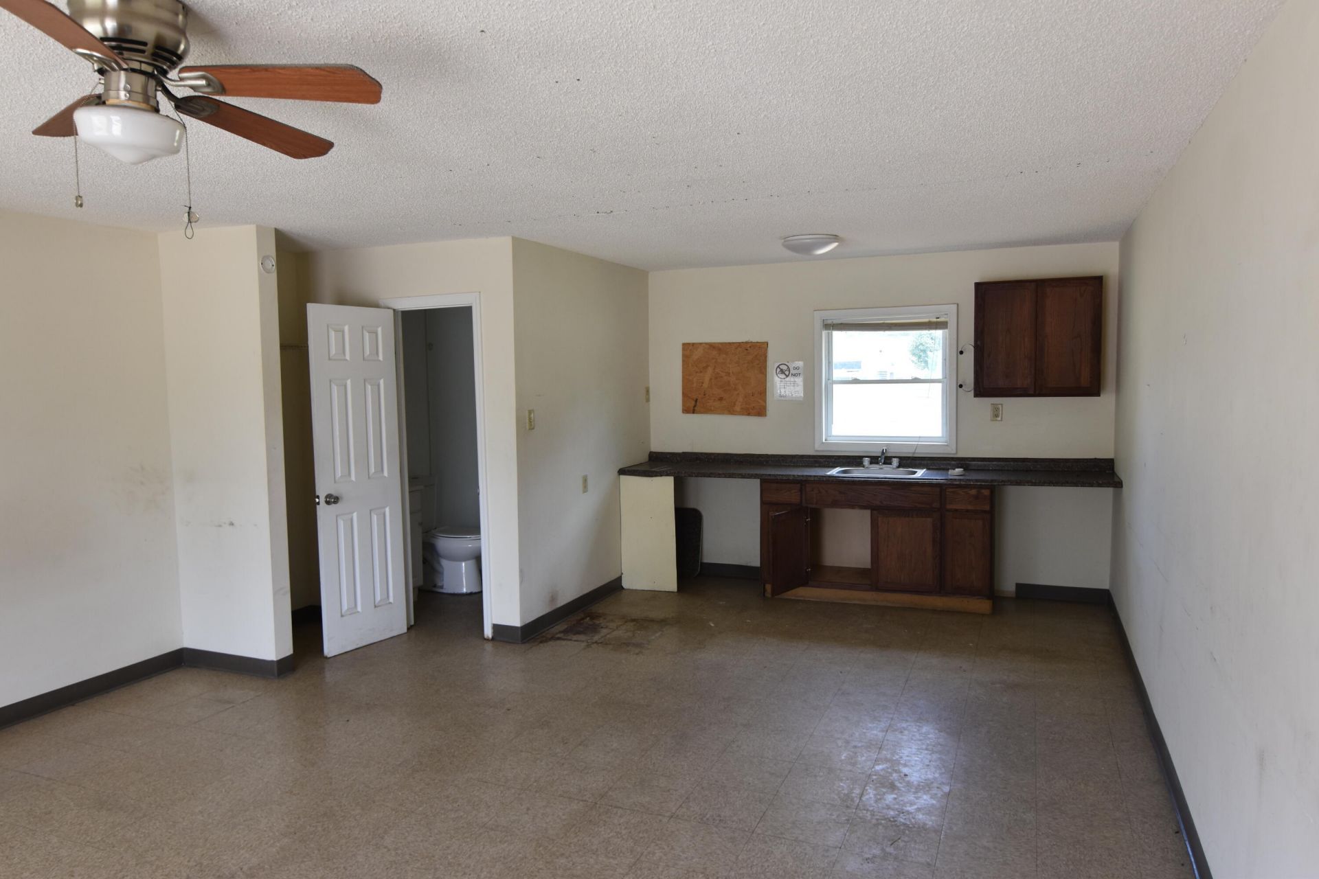 1054 Edgewater Road  Photo 26